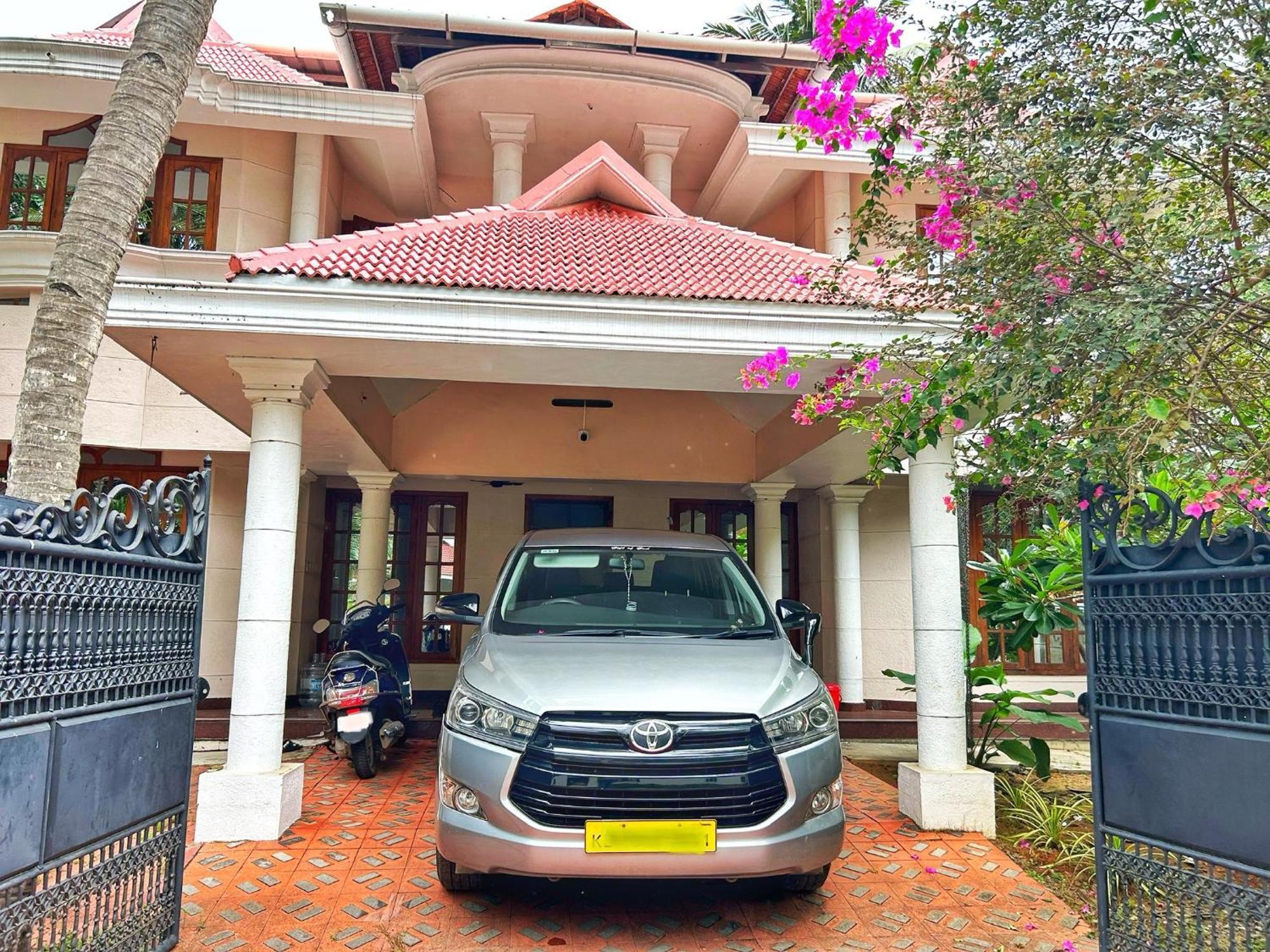 La Casa Trivandrum 4 Bhk Ac Luxury Villa At City Centre, Just 6 Kms To Airport & 5 Min Drive To Padmanabha Swamy Temple Тривандрум Экстерьер фото